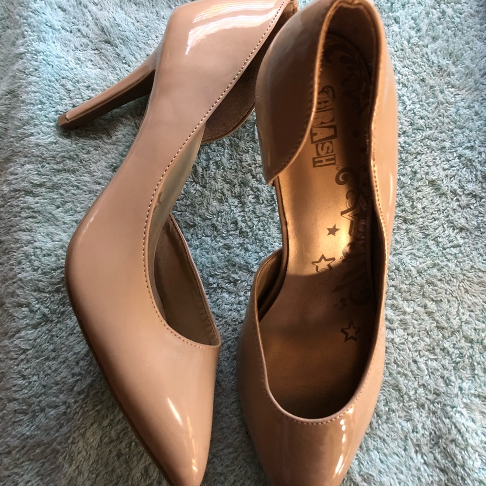 Classy heels 👑💕